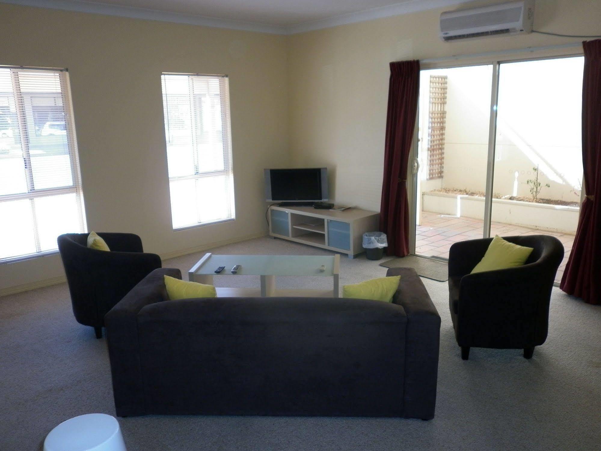 Daydream Motel And Apartments Broken Hill Exterior photo